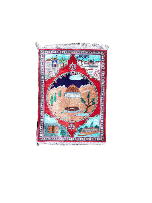 Silk Qum