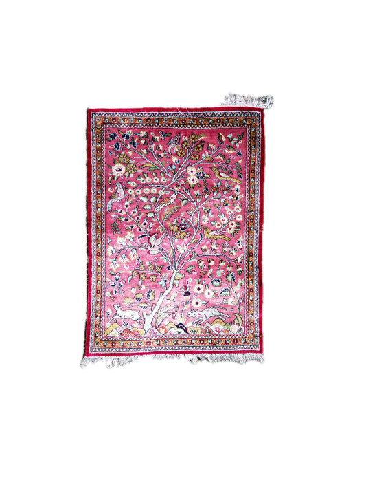 Silk Qum